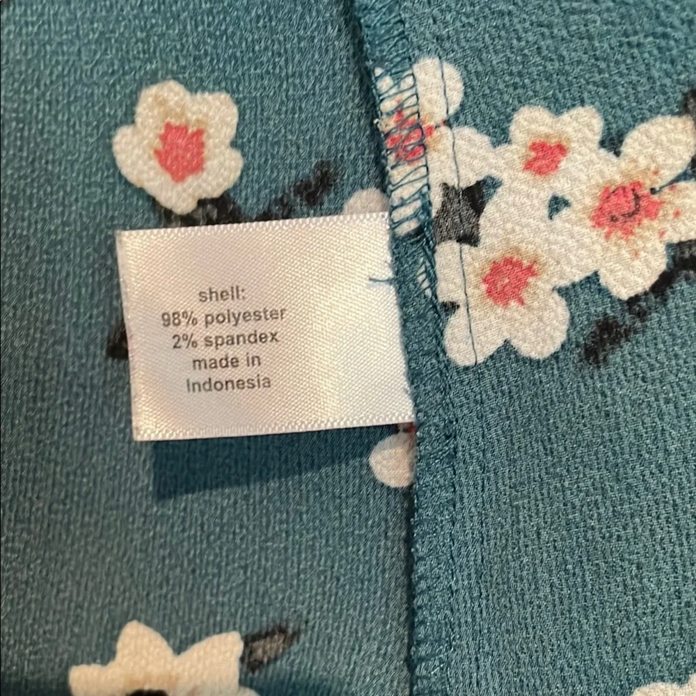Lane Bryant Teal and White Floral Sleeveless Blouse Relaxed Fit Women’s Plus 28 - Picture 3 of 8